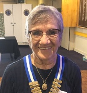 Lyn Barlow